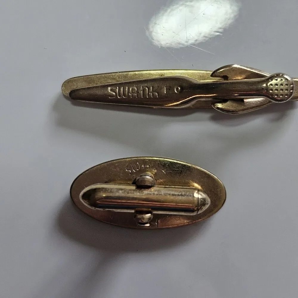 Swank Vintage Gold Tone Wheat Cufflinks And Tie Clip IOB